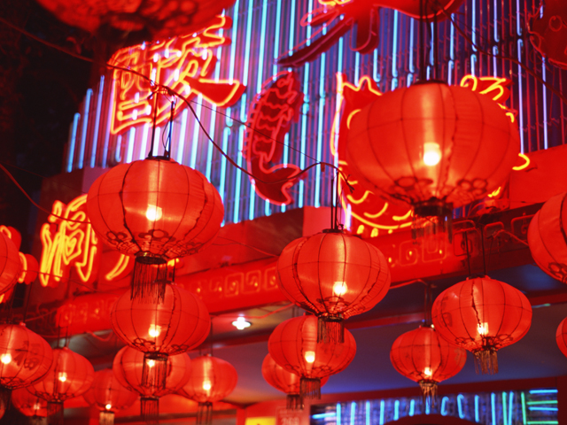 ウチダ和漢薬へ：北京・朝陽区・提灯